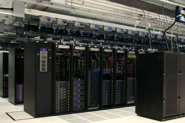 Trung tâm dữ liệu, nơi đặt máy chủ của các nhà cung cấp Server