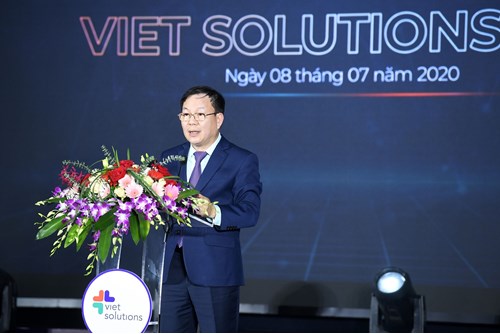 Ông Lê Đăng Dũng, Quyền Chủ tịch kiêm Tổng Giám đốc Tập đoàn Viettel, phát biểu tại buổi lễ