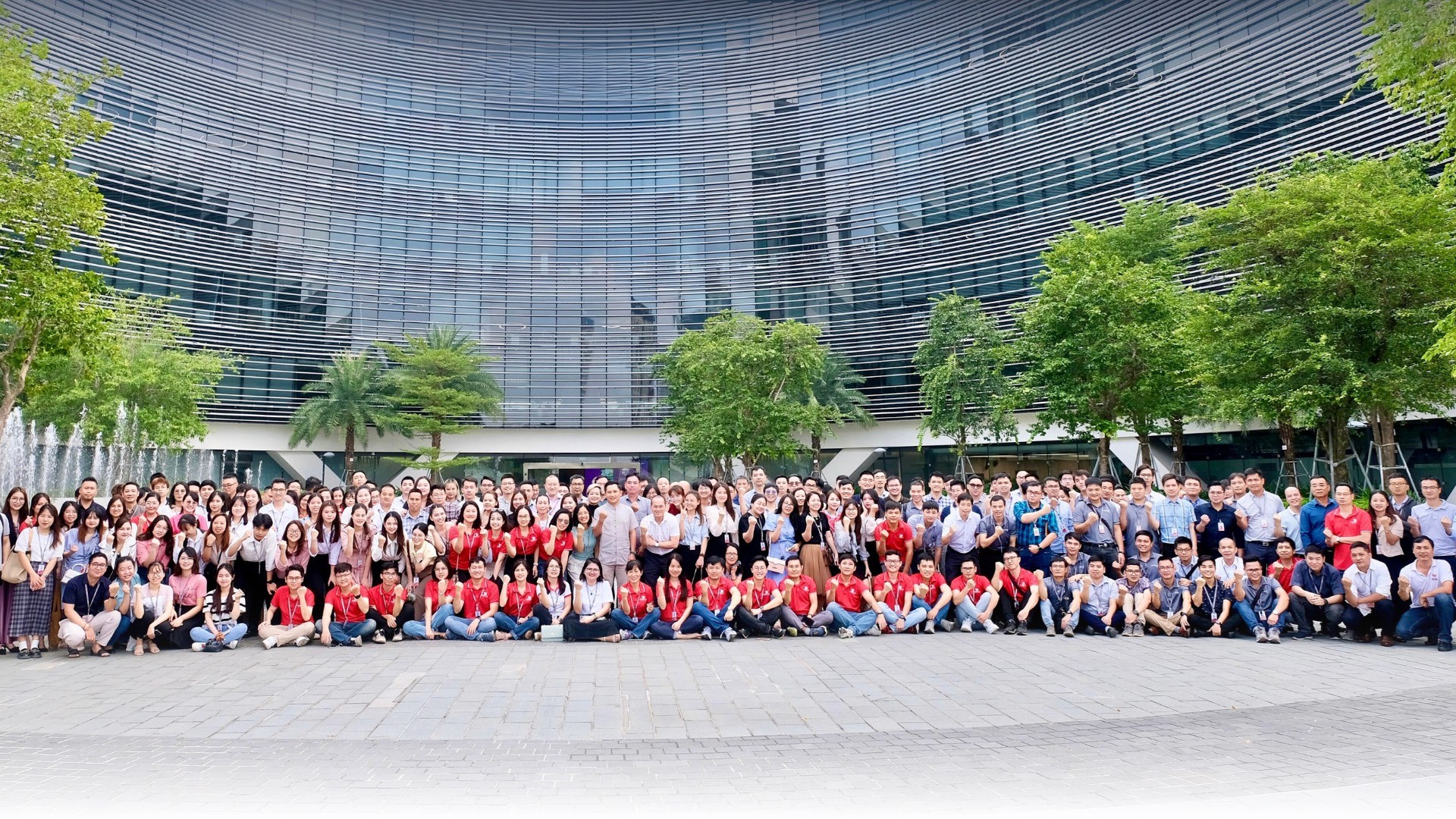 Viettel IDC đã được trao danh hiệu "Doanh nghiệp tiêu biểu vì người lao động" 